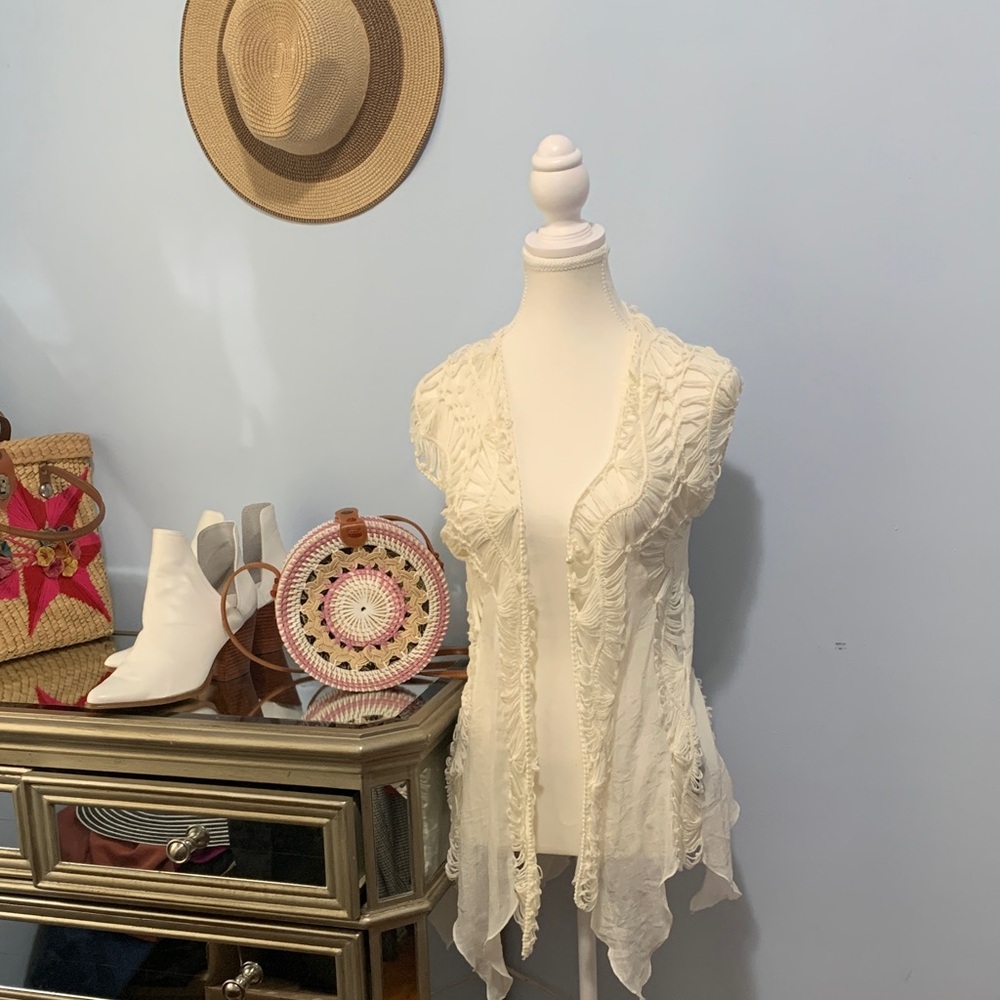 QED London, M/L beautiful cover-up